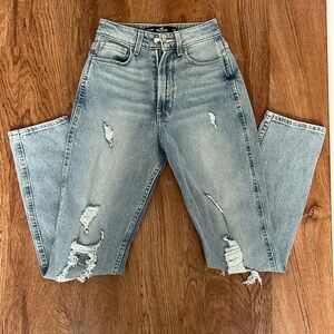 Hollister Ultra High Rise Mom Jean